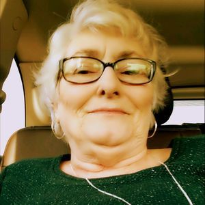 Meet your Posher, Carol